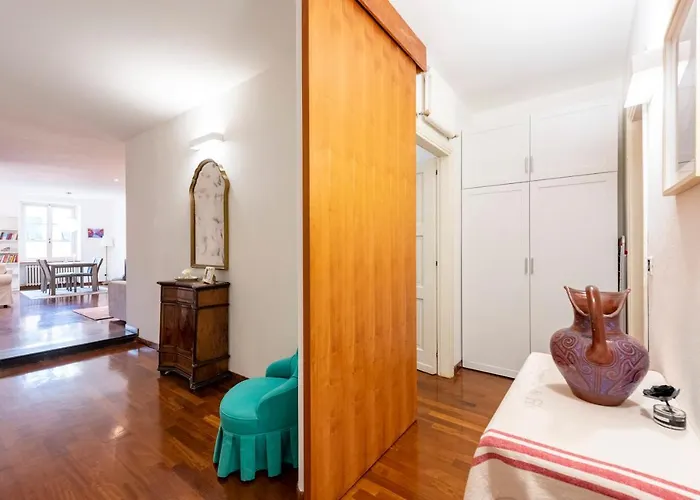 Cavour 9, Daire Rapallo