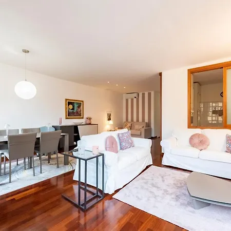 Apartment Cavour 9 2b 2b 100mq With Private Garage, In Center Of Rapallo, Wifi, Air Conditioned *