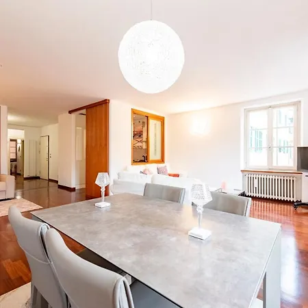 Cavour 9 2b 2b 100mq With Private Garage, In Center Of Rapallo, Wifi, Air Conditioned Apartment Rapallo