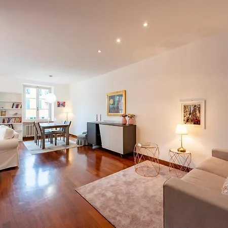 Apartment Cavour 9 2b 2b 100mq With Private Garage, In Center Of Rapallo, Wifi, Air Conditioned Rapallo